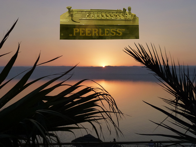 Peerless walk